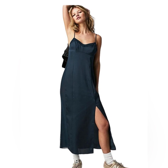 Free People Intimately, City Cool Midi Slip Black - Picture 1 of 8